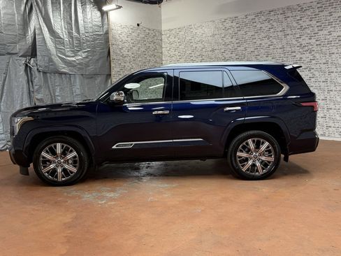 Used 2023 Toyota Sequoia Capstone image 6