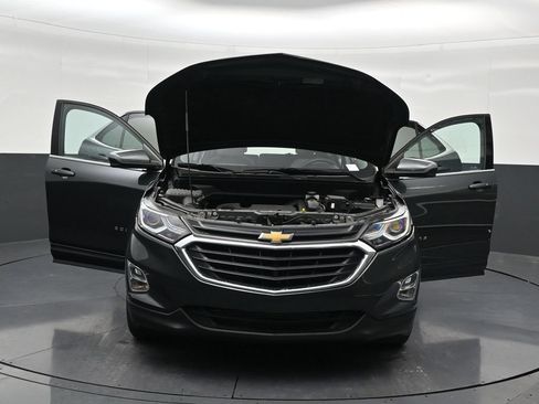 Used 2020 Chevrolet Equinox LT FWD image 36
