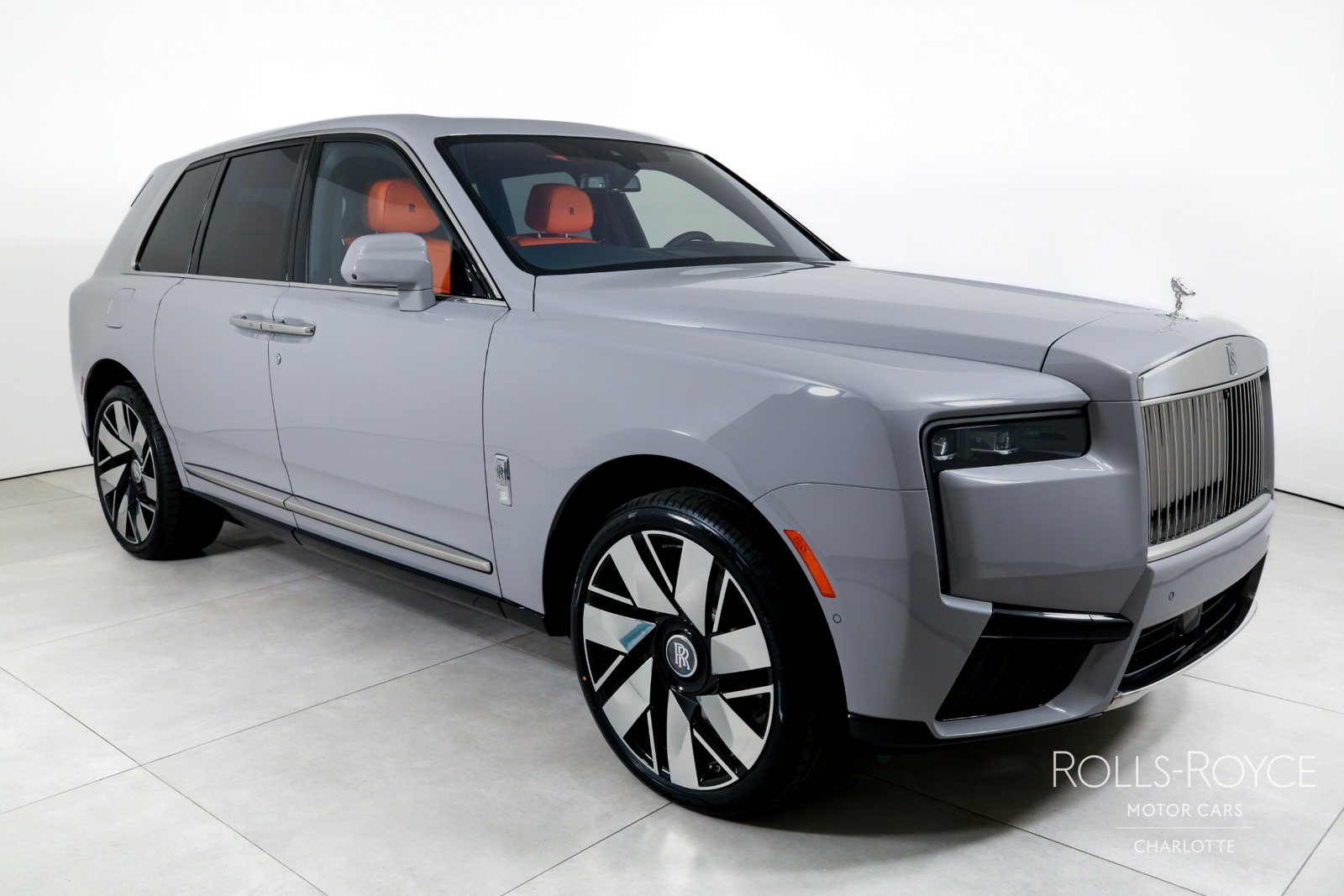 Used 2026 Rolls-Royce Cullinan AWD/4WD image 6