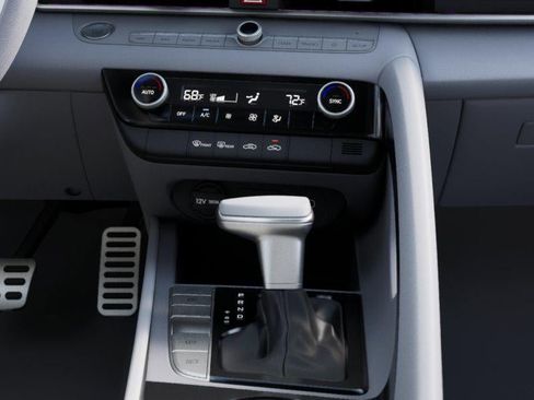 New 2026 Hyundai Elantra Sport image 16