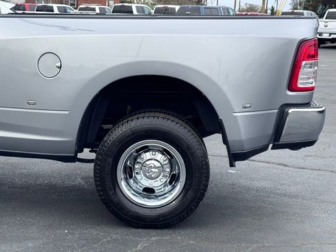 Used 2021 RAM 3500 Tradesman image 37