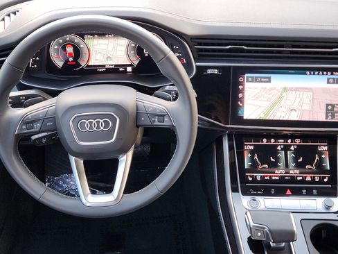 Used 2026 Audi Q8 Premium Plus AWD/4WD image 27