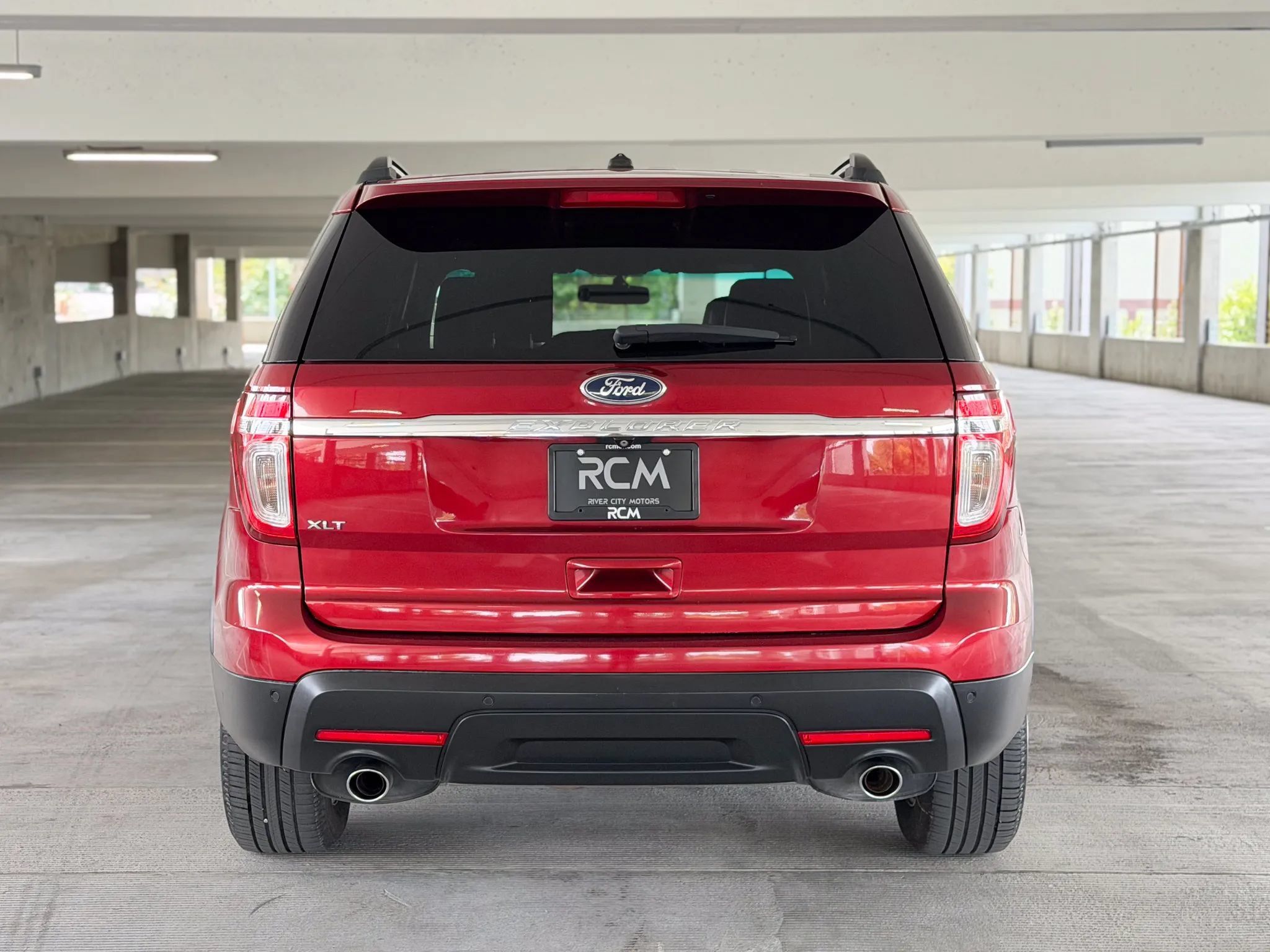Used 2015 Ford Explorer XLT w/ Equipment Group 202B FWD image 6