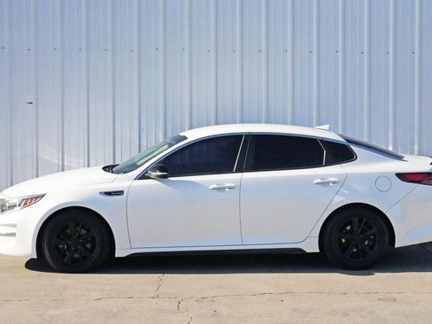 Used 2017 Kia Optima LX w/ Value Package image 44