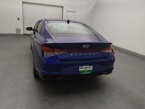 Used 2023 Hyundai Elantra SEL w/ Convenience Package FWD image 6