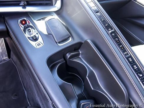 Used 2024 Chevrolet Corvette Stingray Premium Conv w/ Z51 Performance Package RWD image 18