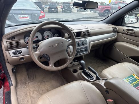 Used 2003 Chrysler Sebring GTC image 4