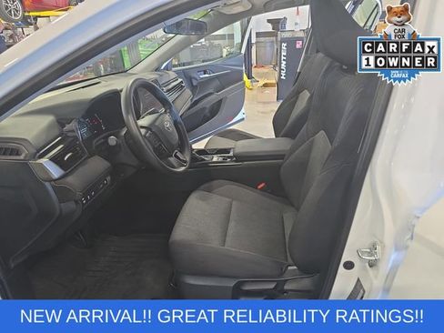 Used 2025 Toyota Camry LE AWD/4WD image 11