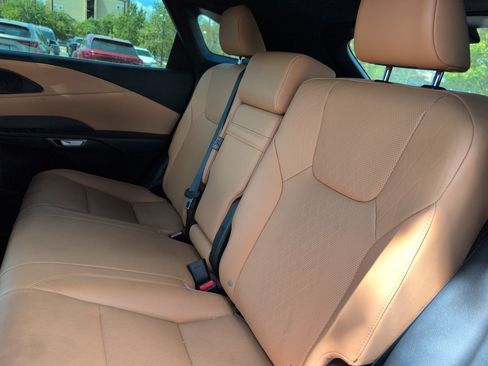 Used 2024 Lexus RX 350 Premium Plus w/ Convenience Package FWD image 9