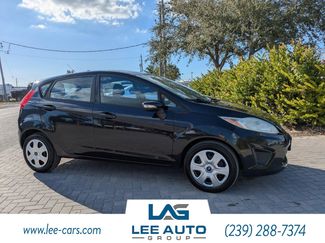 Used 2013 Ford Fiesta SE video 1