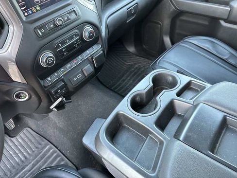 Used 2024 Chevrolet Silverado 2500 Custom w/ Custom Value Package image 28