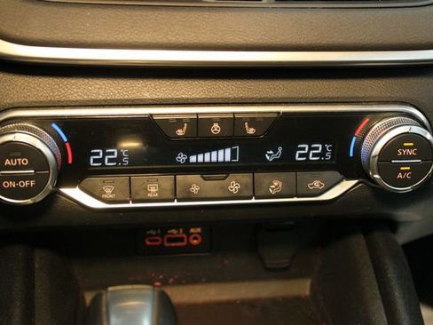 Used 2019 Nissan Altima 2.5 SV AWD/4WD image 25
