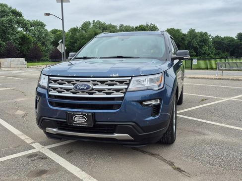 Used 2018 Ford Explorer XLT w/ Equipment Group 202A image 1