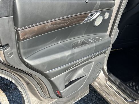 Used 2021 Genesis GV80 2.5T w/ Advanced Package 02 image 18