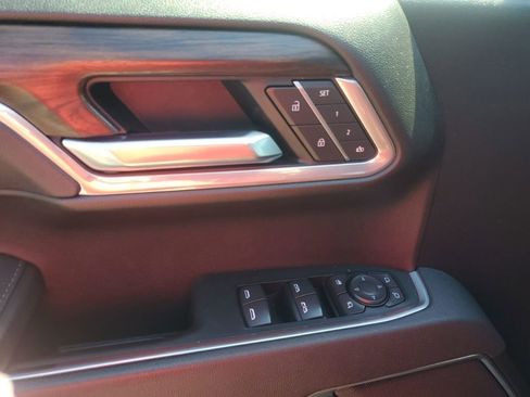 Certified 2025 GMC Sierra 1500 SLT AWD/4WD image 21