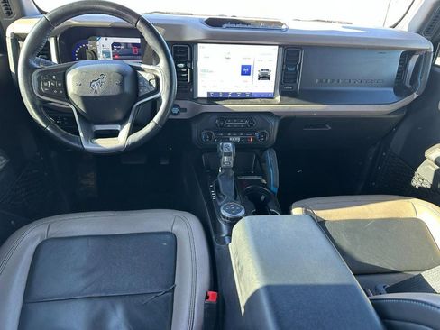 Used 2022 Ford Bronco Wildtrak image 10