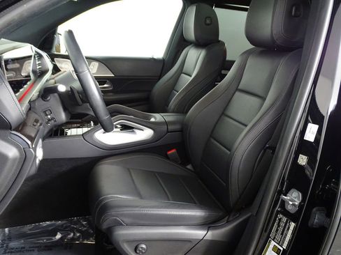 Used 2020 Mercedes-Benz GLS 450 4MATIC image 11