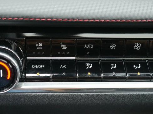 Used 2025 Chevrolet Equinox RS w/ Safety and Technology Package image 6