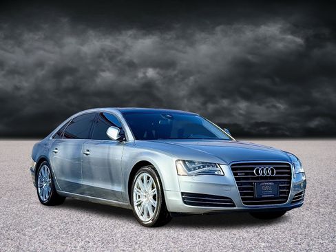 Used 2014 Audi A8 L 4.0T image 1