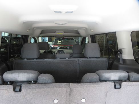 Used 2016 Ford Transit Connect XL image 40