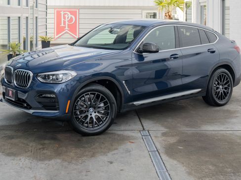 Used 2020 BMW X4 xDrive30i w/ Convenience Package image 2