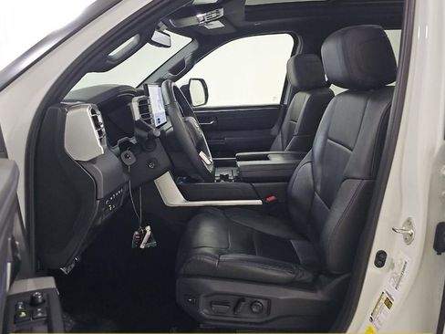 Used 2025 Toyota Tundra Platinum w/ TRD Performance Package (TMS) AWD/4WD image 5