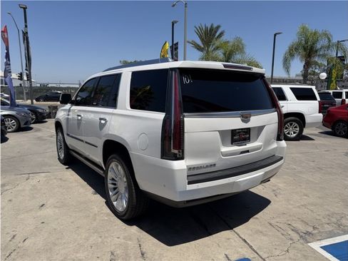 Used 2017 Cadillac Escalade Platinum RWD image 63