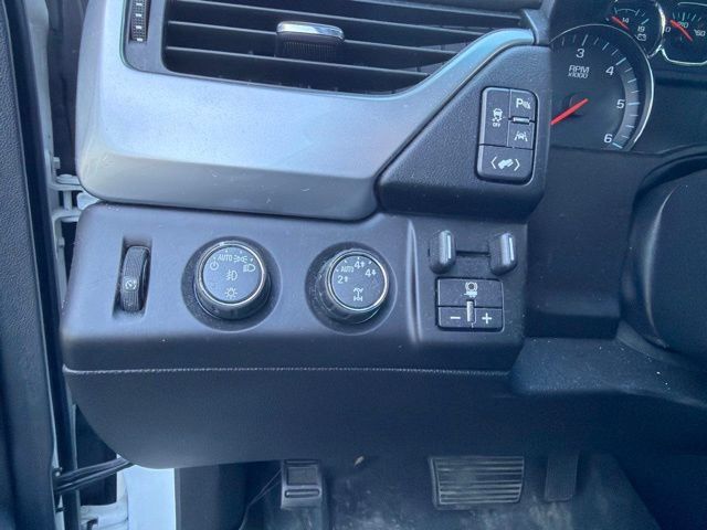 Used 2016 Chevrolet Suburban LTZ AWD/4WD image 21