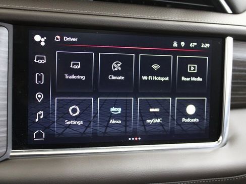 Used 2024 GMC Yukon XL Denali w/ Denali Reserve Package image 20