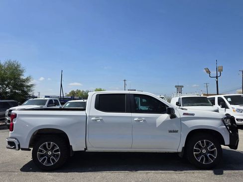 Used 2020 Chevrolet Silverado 1500 RST w/ Texas Edition AWD/4WD image 3