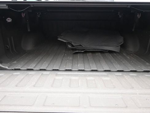 Used 2018 GMC Sierra 1500 SLT w/ SLT Premium Package image 19