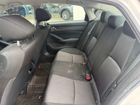 Used 2019 Honda Accord LX image 10