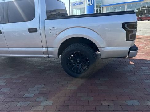 Used 2018 Ford F150 XLT RWD image 6