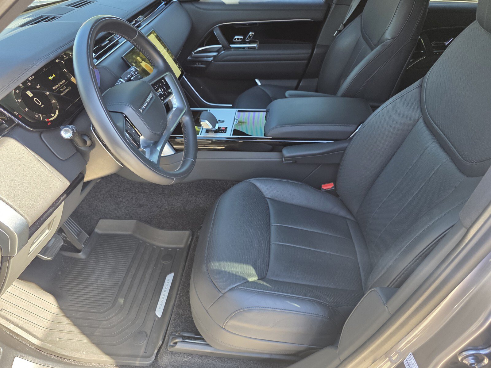 Used 2024 Land Rover Range Rover SE AWD/4WD image 10