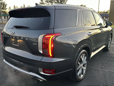 Used 2022 Hyundai Palisade Limited image 6
