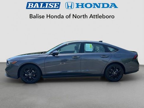 Used 2025 Honda Accord SE image 2