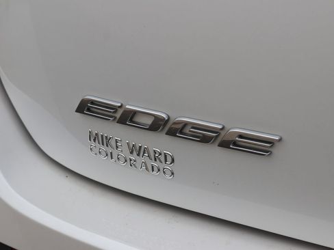 Used 2015 Ford Edge Titanium AWD/4WD image 35