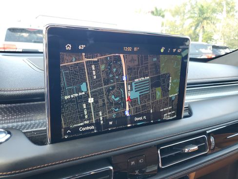 Certified 2023 Lincoln Aviator Black Label image 21