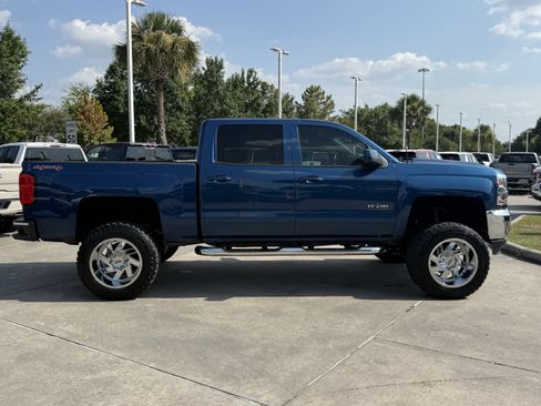 Used 2017 Chevrolet Silverado 1500 LT w/ Texas Edition AWD/4WD image 3