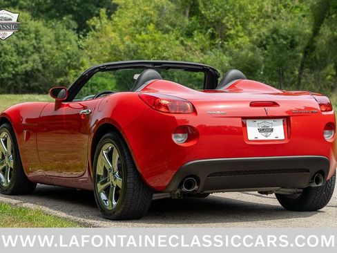 Used 2007 Pontiac Solstice GXP w/ Premium Package RWD image 32