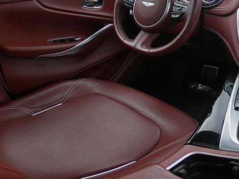 Used 2021 Aston Martin DBX AWD/4WD image 22