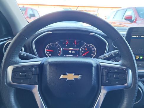Used 2025 Chevrolet Blazer LT image 19
