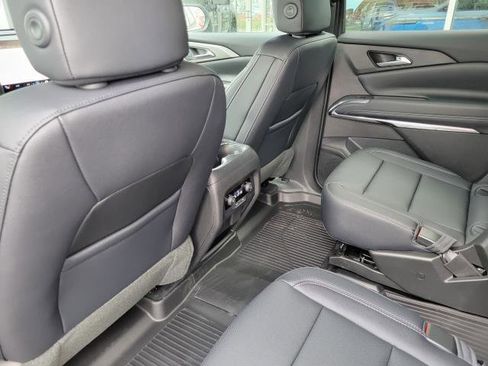 New 2026 Chevrolet Traverse LT w/ Midnight/Sport Edition image 24