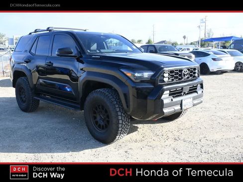 Used 2025 Toyota 4Runner TRD Off-Road Premium AWD/4WD image 3