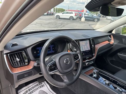 Certified 2023 Volvo XC60 B5 Plus w/ Climate Package AWD/4WD image 21