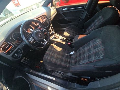 Used 2016 Volkswagen GTI S image 21