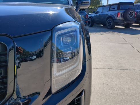 Used 2022 Kia Telluride EX w/ EX Premium Package image 9