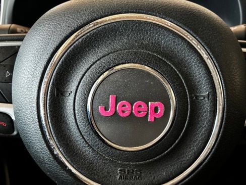 Used 2020 Jeep Renegade Latitude image 19