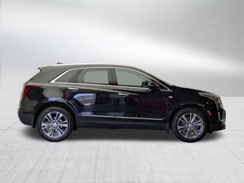 Certified 2023 Cadillac XT5 Premium Luxury w/ LPO, Floor Liner Package AWD/4WD image 4