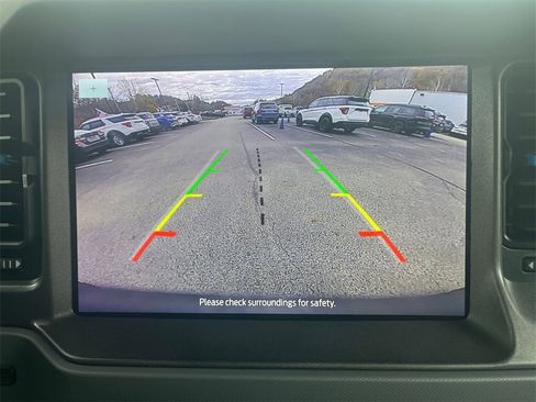 Used 2024 Ford Bronco Black Diamond image 18